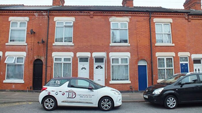 3 Bedroom Terraced House To Rent In Thurlby Road, Off Green Lane Road, Leicester, LE5