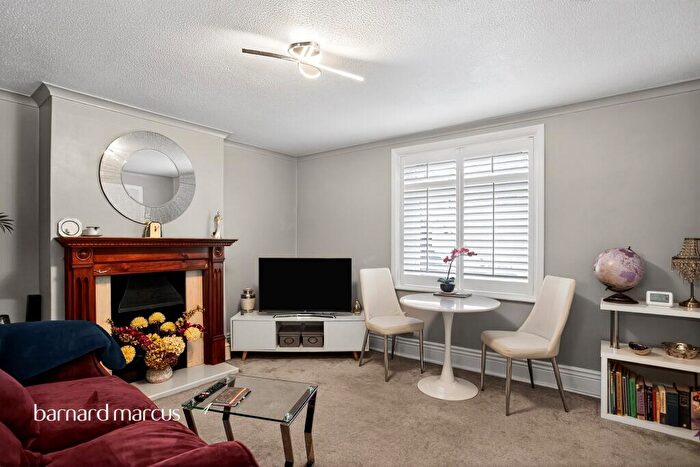 1 Bedroom Apartment For Sale In Elgin Road, Croydon, CR0