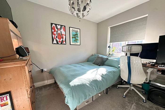 3 Bedroom Terraced House For Sale In Waterers Way, Bagshot, GU19