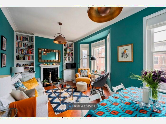 2 Bedroom Maisonette To Rent In Amesbury Avenue, London, SW2