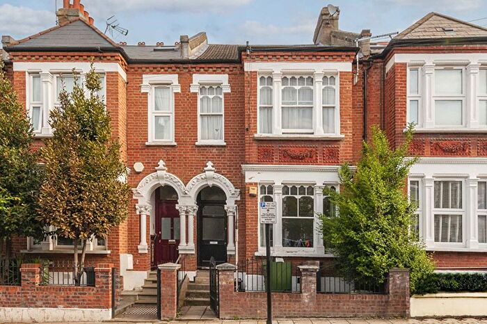 4 Bedroom Terraced House To Rent In Kingscourt Road, Streatham, SW16