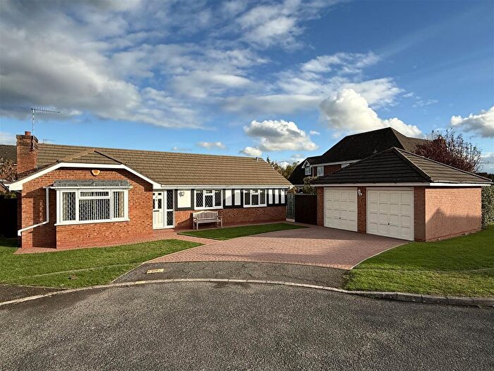 3 Bedroom Detached Bungalow For Sale In Nash Green, Leigh Sinton, Malvern, WR13