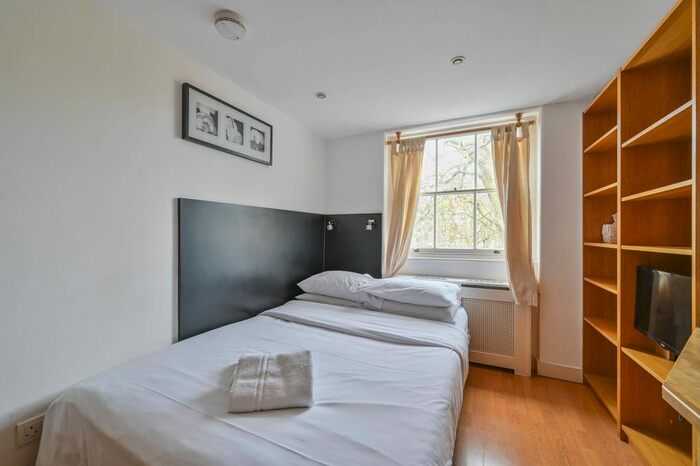Studio To Rent In Cartwright Gardens, Bloomsbury, London, WC1H