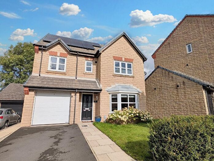 4 Bedroom Detached House For Sale In Elizabeth Court, Clitheroe, BB7