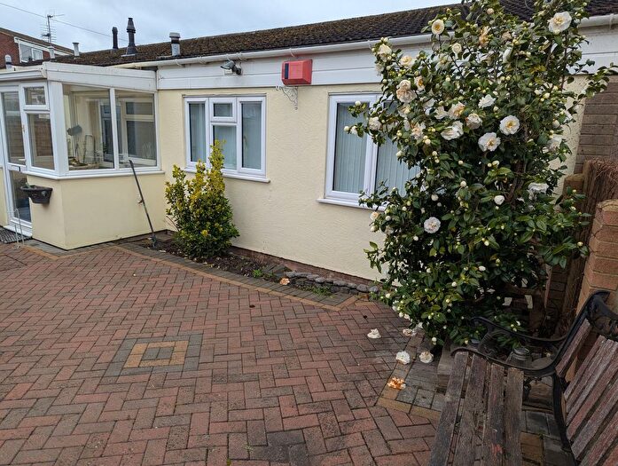 2 Bedroom Semi-Detached Bungalow To Rent In Cedar Close, Patchway, Bristol, BS34
