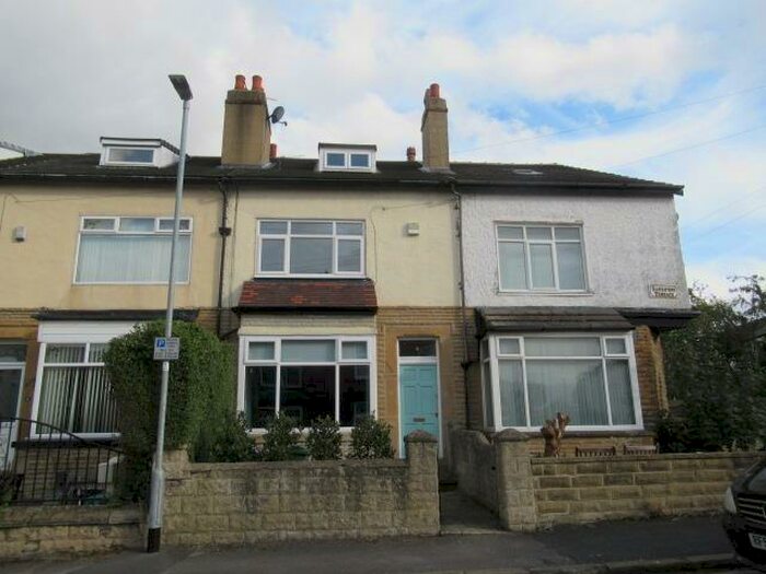 4 Bedroom Terraced House To Rent In Sandiford Terrace, Leeds, LS15