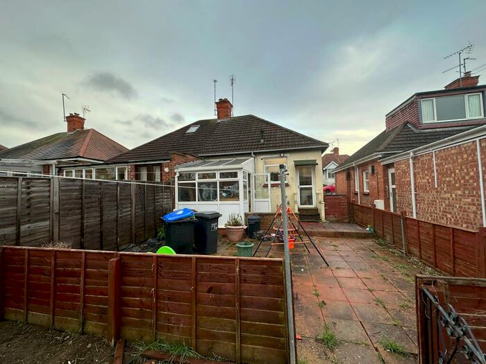 2 Bedroom Bungalow To Rent In Reedway, Northampton, NN3