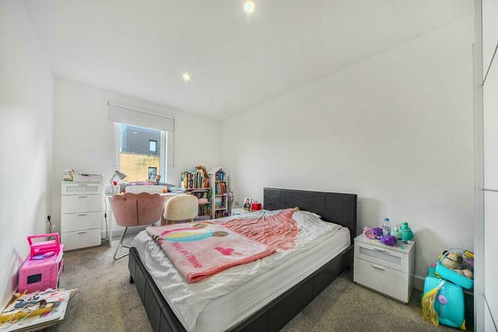 2 Bedroom Apartment To Rent In Dowding Drive London, SE9