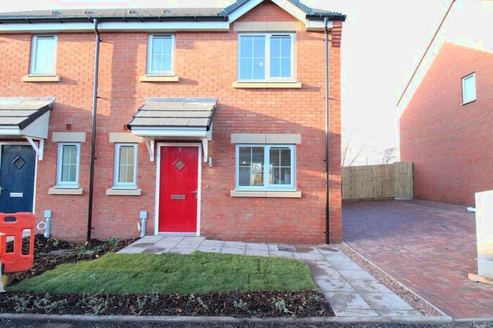 3 Bedroom Semi-Detached House To Rent In Littleton Street West, Walsall, WS2