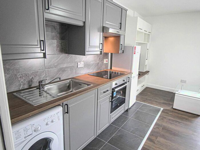 Studio To Rent In Fossgate, York, YO1