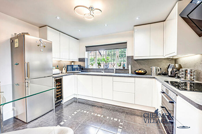 4 Bedroom Detached House For Sale In Goddard Way, Chelmsford, CM2