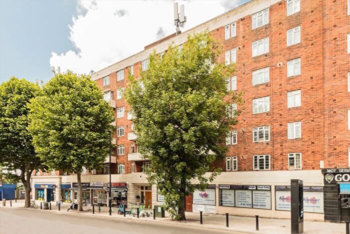 1 Bedroom Flat To Rent In Horn Lane, Acton, W3