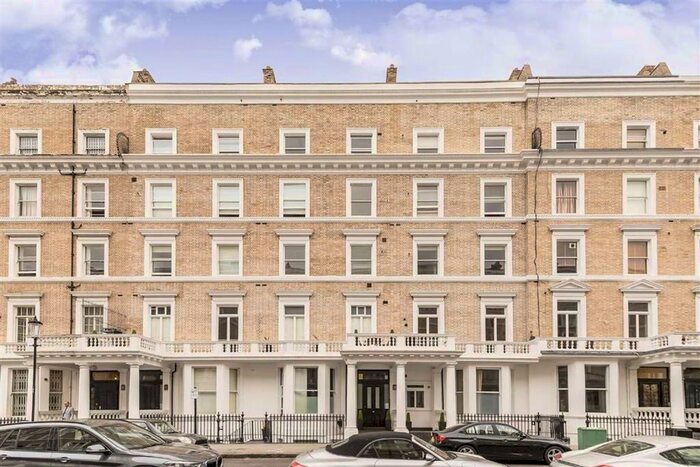 2 Bedroom Flat To Rent In Elvaston Place, London, SW7