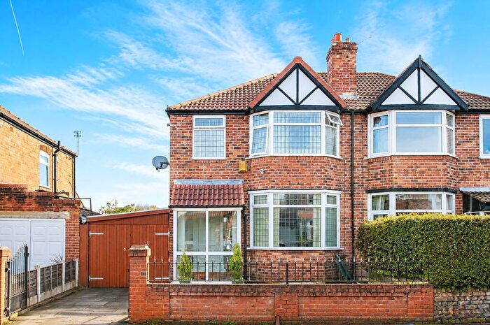 3 Bedroom Semi-Detached House To Rent In Torbay Road, Urmston, Manchester, M41