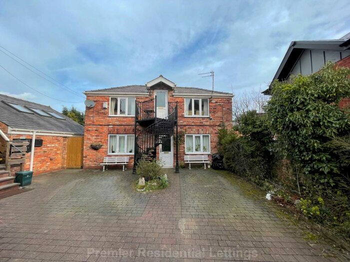 1 Bedroom Apartment To Rent In Grosvenor House, Edge Lane, Manchester, M32