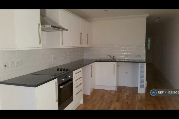 2 Bedroom Detached House To Rent In Pound Lane, Canterbury, CT1