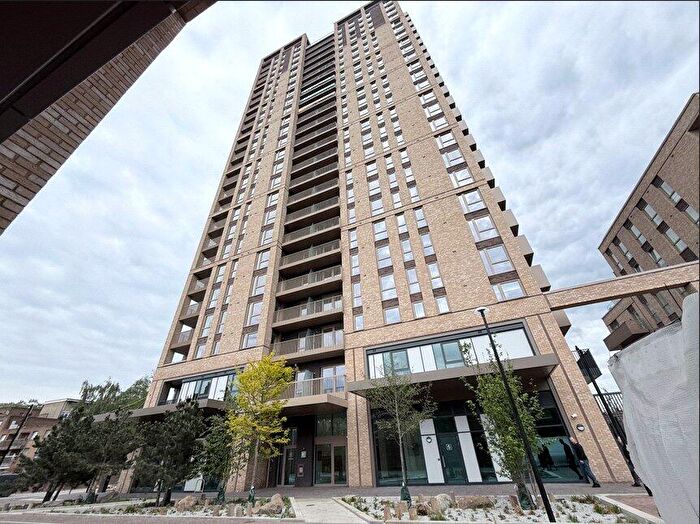 Apartment To Rent In Stroudley Walk Upper East, London, E3