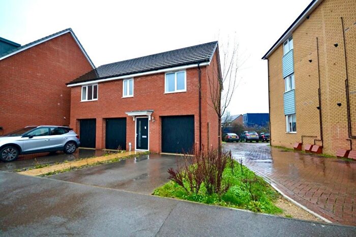 2 Bedroom Property To Rent In Berrenda Avenue, Whitehouse, Milton Keynes, Buckinghamshire, MK8