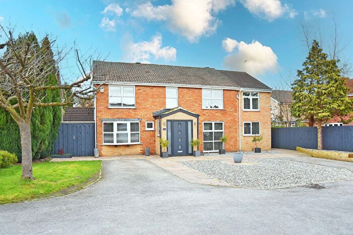 5 Bedroom Detached House For Sale In Leadhall Close, Harrogate, HG2