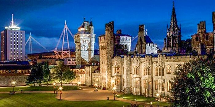 1 Bedroom Flat For Sale In Churchill Way, Cardiff, CF10