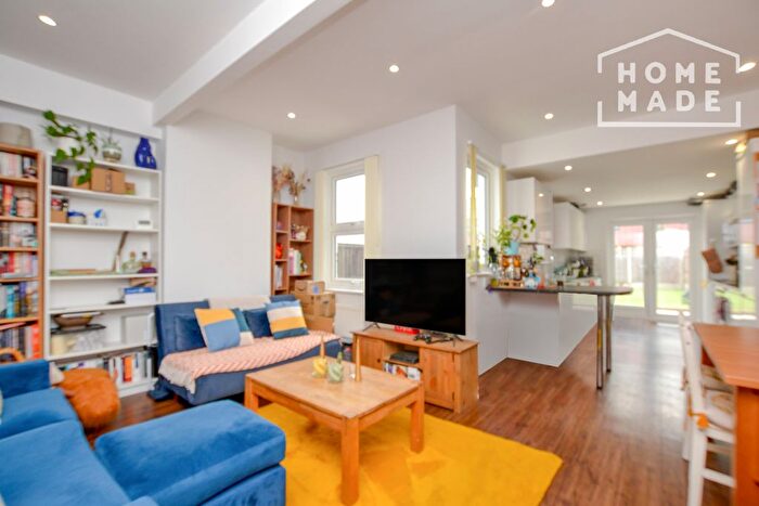 4 Bedroom Terraced House To Rent In Dupree Road, London, SE7