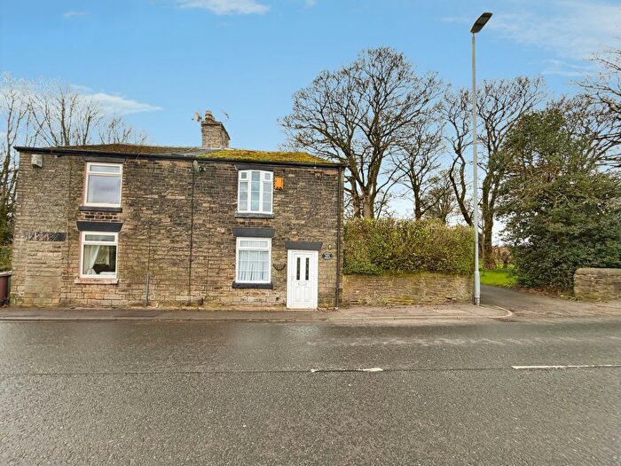 2 Bedroom Semi Detached House For Sale In Upholland Road, Billinge, Wigan, WN5