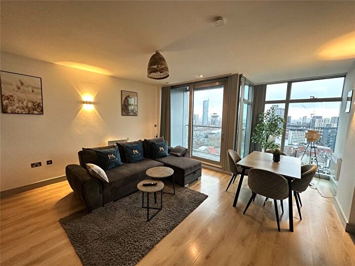 2 Bedroom Flat To Rent In Great Northern Tower, Waston Street, Manchester, M3