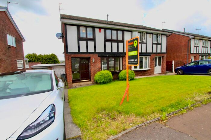3 Bedroom Semi-Detached House To Rent In Augusta Close, Rochdale, OL12