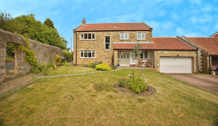5 Bedroom Detached House For Sale In The Orchard, Heighington Village, Newton Aycliffe, DL5