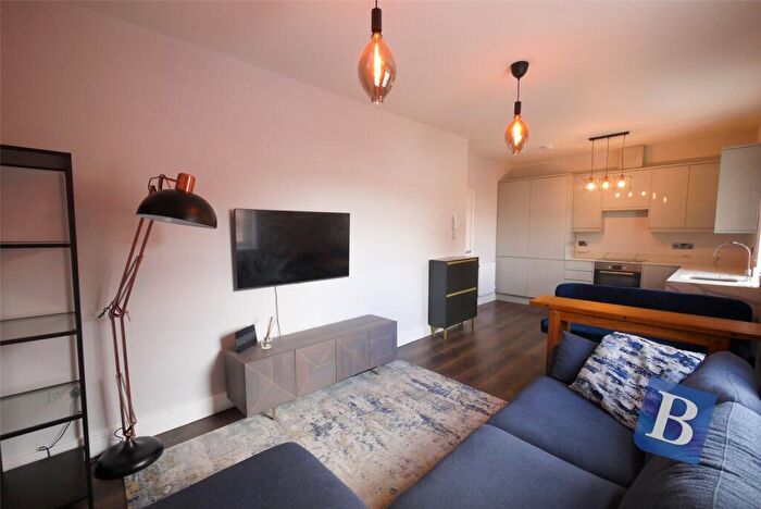 2 Bedroom Apartment To Rent In Bank Place, Brentwood, Essex, CM14