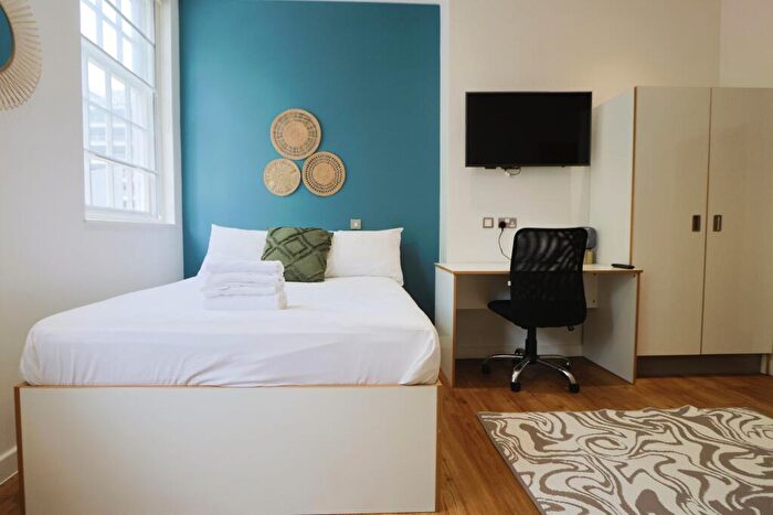 Studio To Rent In Flat, Harford House, Frogmore Street, Bristol, BS1