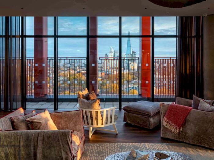 3 Bedroom Flat To Rent In New Kent Road, London, SE1