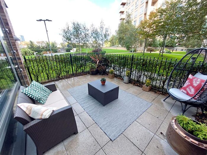 1 Bedroom Flat To Rent In Santina Apartments, Cherry Orchard Road, Croydon, CR0