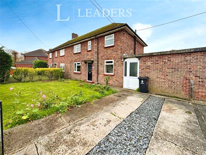 3 Bedroom Semi-Detached House To Rent In Bay View Crescent, Little Oakley, CO12