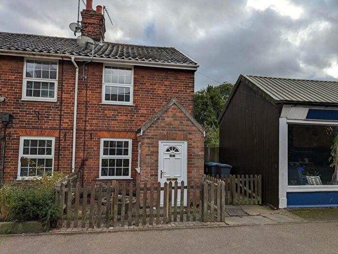 1 Bedroom End Of Terrace House To Rent In Cross Street, Leiston, IP16