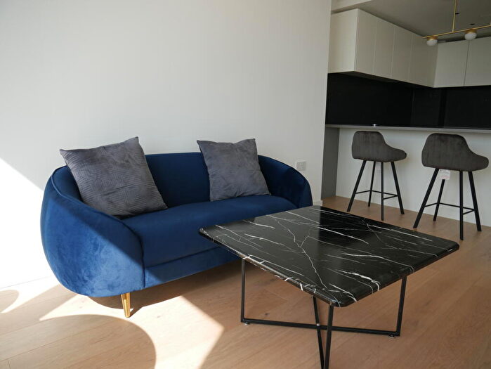 1 Bedroom Flat To Rent In Marsh Wall, E14