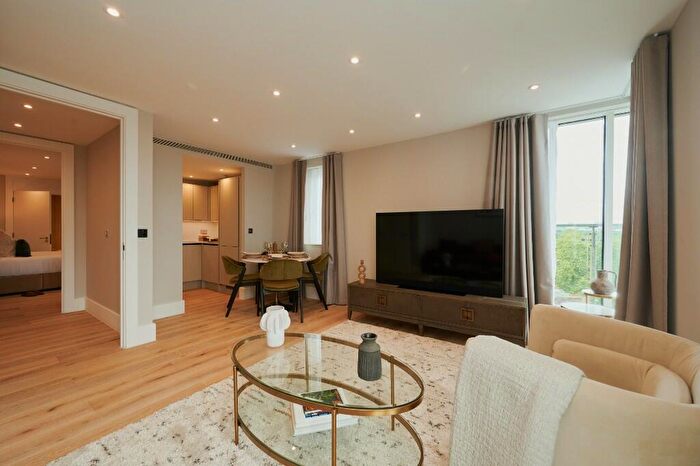 2 Bedroom Apartment To Rent In Flat, Baker Street, London, NW1