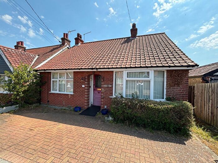 2 Bedroom Detached Bungalow For Sale In Elm Road, Stowmarket, IP14