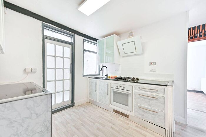 2 Bedroom Flat For Sale In Honeywood Road, Harlesden, London, NW10