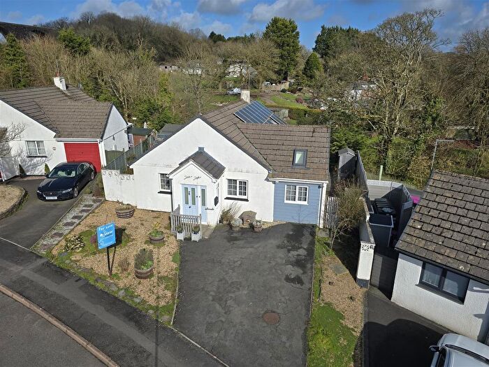 3 Bedroom Bungalow For Sale In Coles Mill Close, Holsworthy, EX22