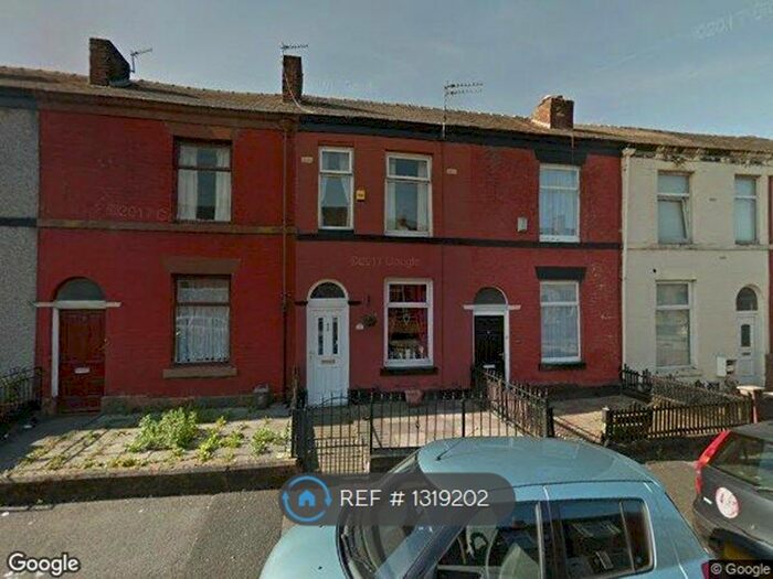 2 Bedroom Flat To Rent In North Church Street, Fleetwood FY7