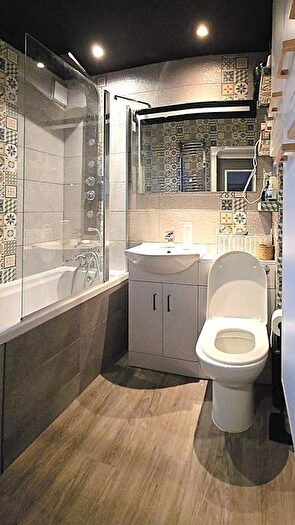 3 Bedroom Semi Detached House For Sale In Rackham Mews, London, SW16