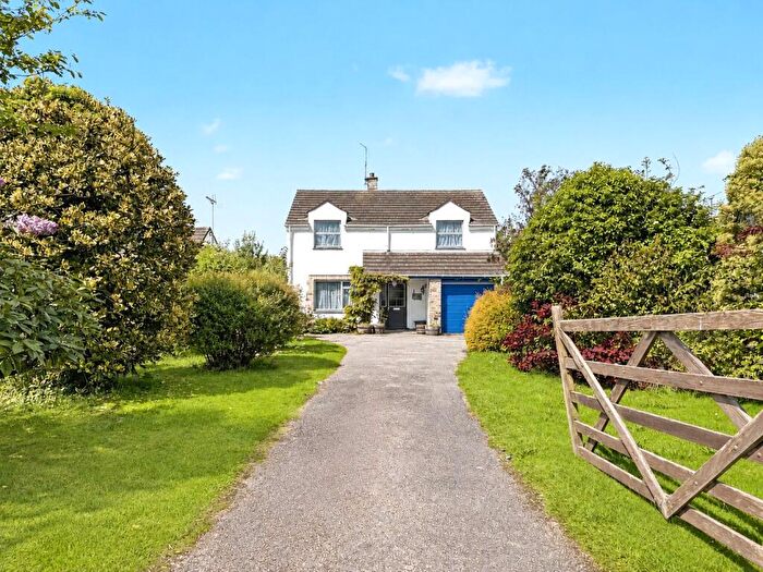 3 Bedroom Detached House For Sale In Wadebridge Road, St. Tudy, Bodmin, Cornwall, PL30