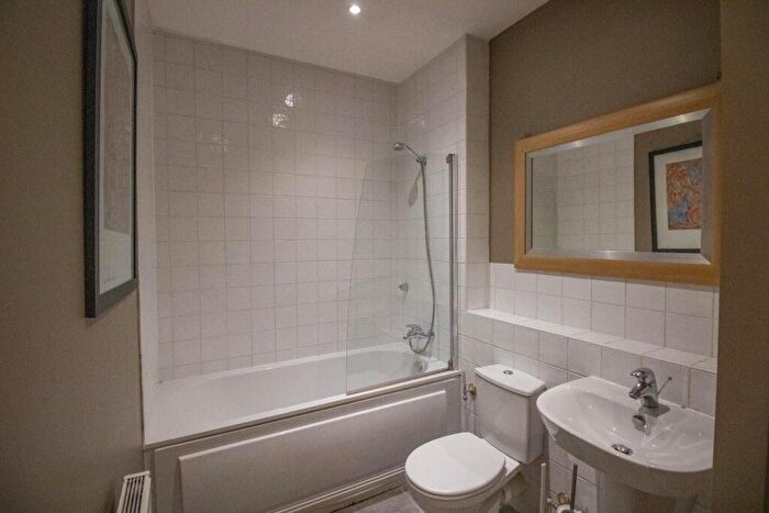 2 Bedroom Apartment To Rent In Longworth Avenue, Chesterton, CB4