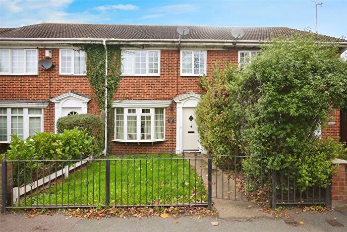 3 Bedroom Terraced House For Sale In London Road, Brentwood, Essex, CM14