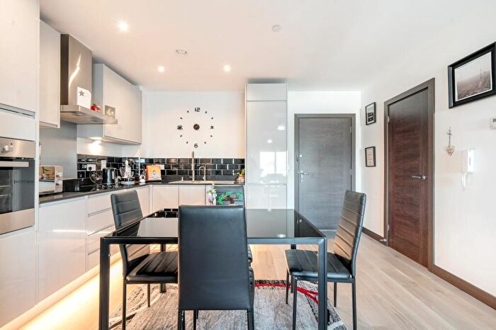1 Bedroom Flat For Sale In Fairfax Drive, Prospects Place, SS0