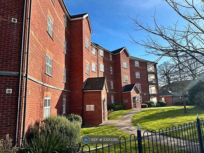 2 Bedroom Flat To Rent In Macmillan Way, London, SW17