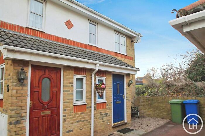 3 Bedroom Semi Detached House To Rent In Nativity Close, Sittingbourne, Kent, ME10