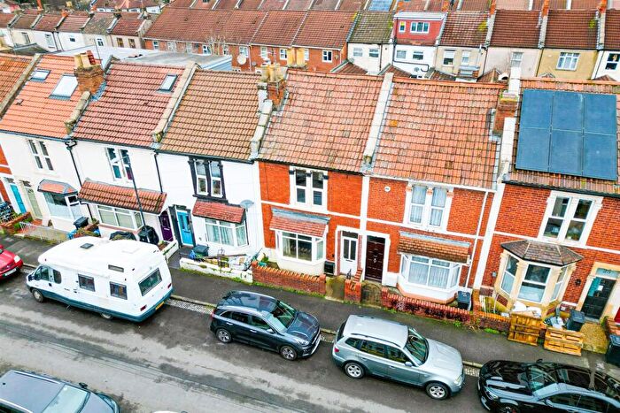 2 Bedroom Terraced House For Sale In Period House | Updating | Easton, BS5