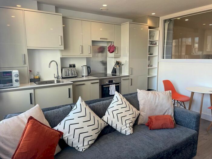 1 Bedroom Flat To Rent In Wine Street, Bristol, BS1